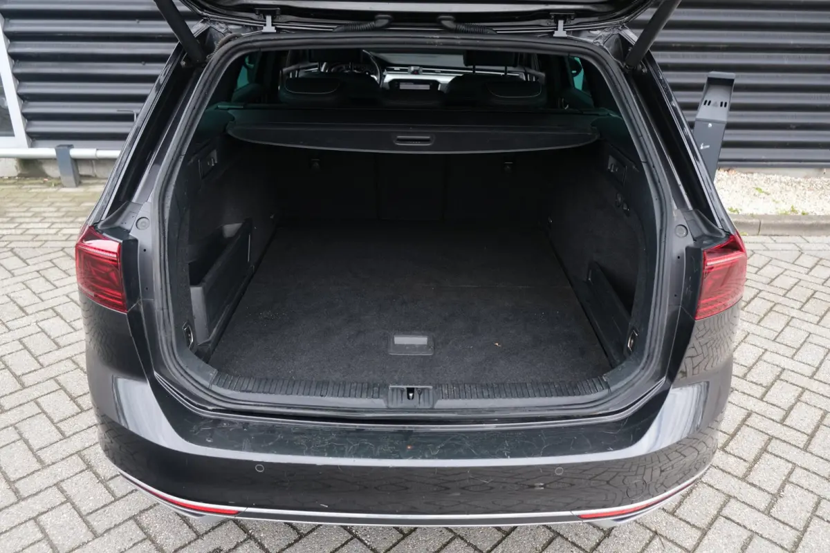 1.4 TSI PHEV GTE 218PK Pano Volleder Cam Trekhaak Virtual Led