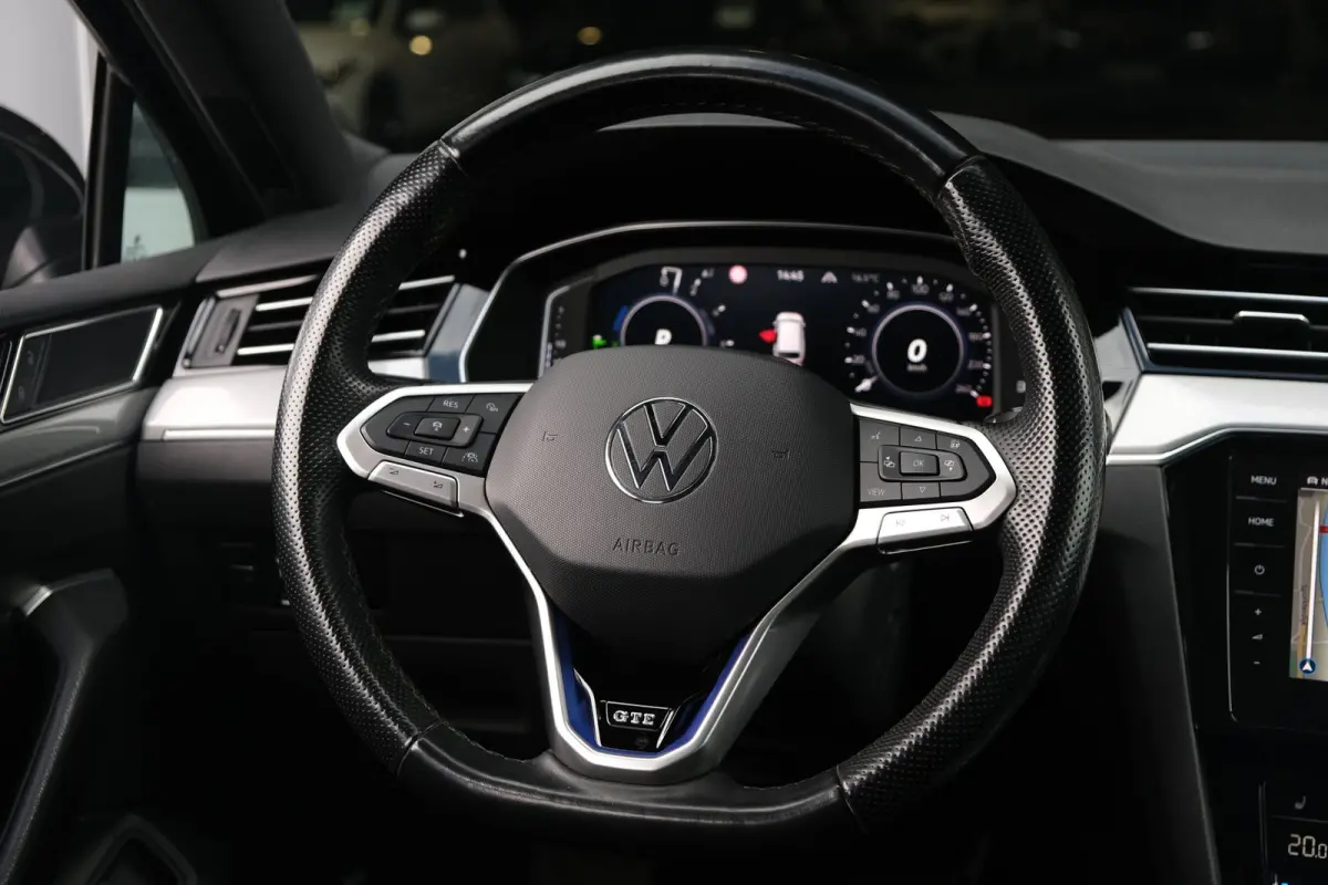 1.4 TSI PHEV GTE 218PK Pano Volleder Cam Trekhaak Virtual Led