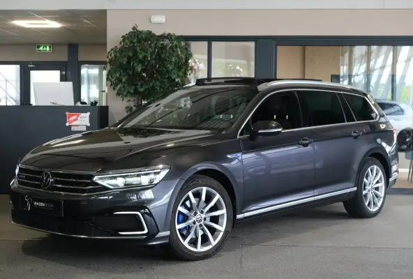 1.4 TSI PHEV GTE 218PK Pano Volleder Cam Trekhaak Virtual Led