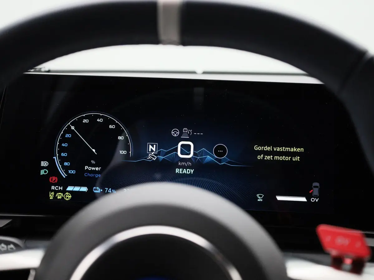 GT 89kWh Pack Driving | Devialet® XtremeSound audiosysteem | Alpine Telemetrics Expert | Remklauwen in Rouge Racing | Drie-fase AC-lader 22 kW