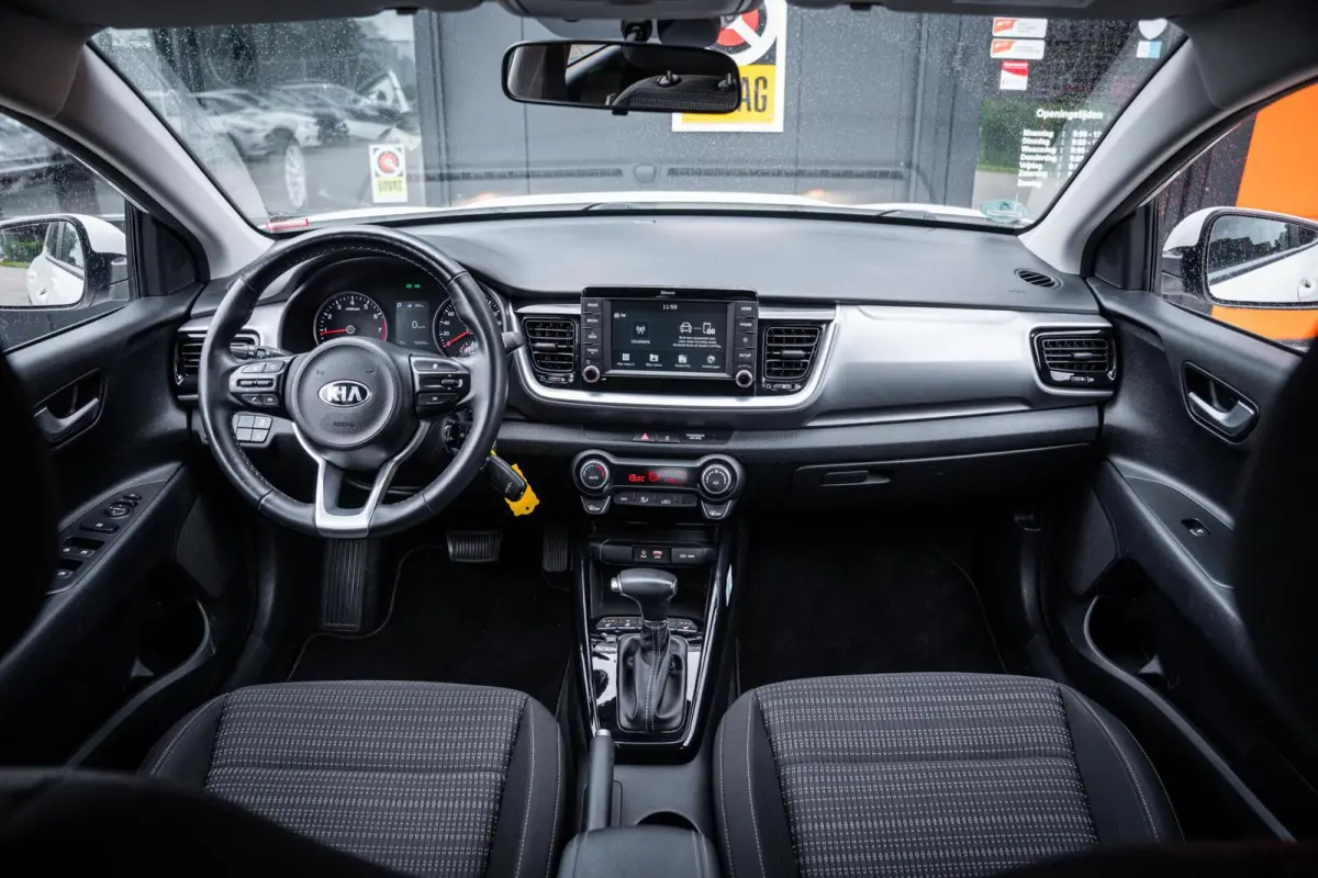 1.0 T-GDi DynamicPlusLine*AUTOMAAT*CARPLAY*CLIMA*