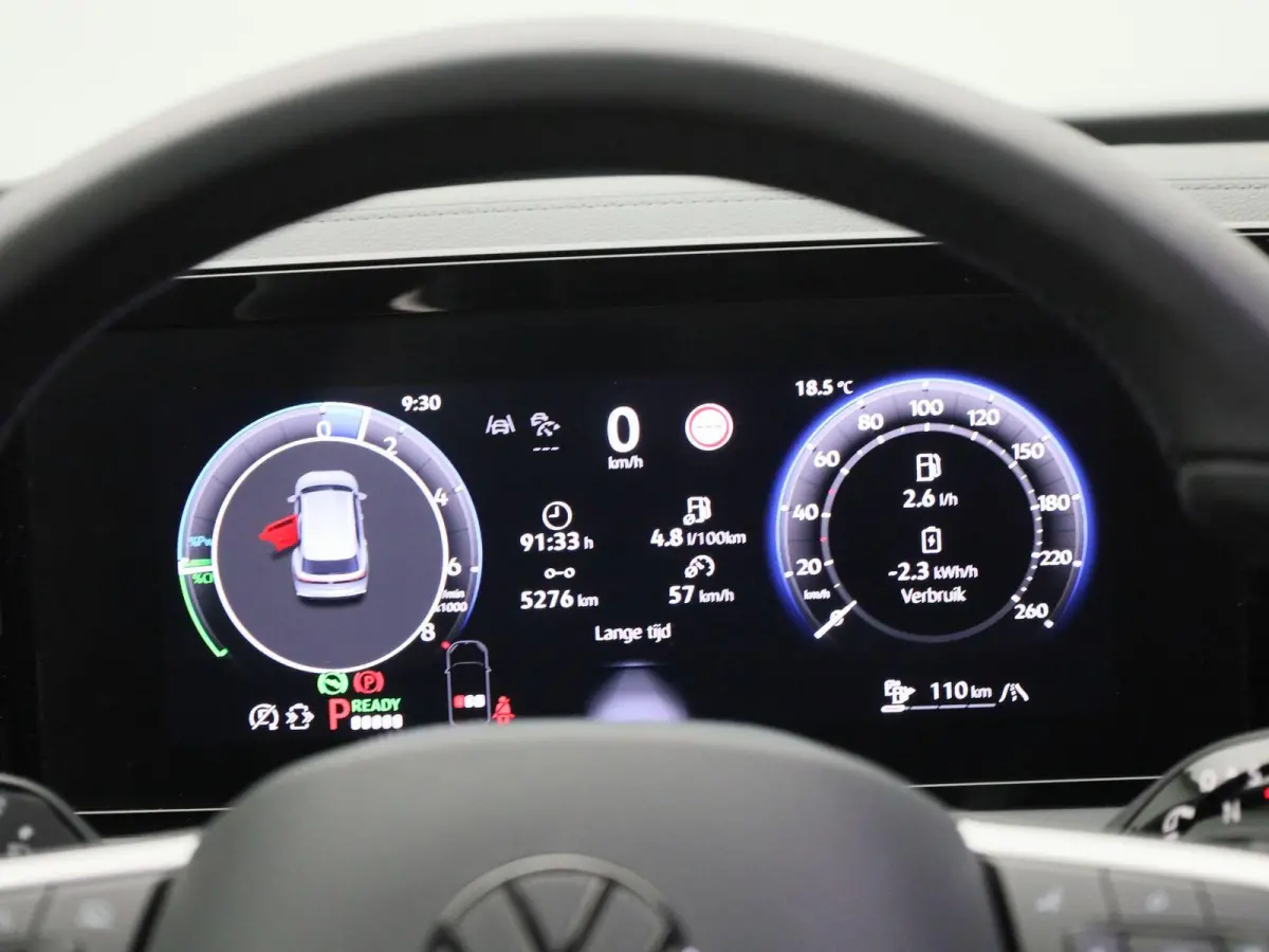 1.5 eHybrid R-Line Edition 204 PK| Origineel Nederlands | 1e Eigenaar | Navigatie | Achteruitrijcamera | Digitale Cockpit | Black Style | Dodehoekdetectie