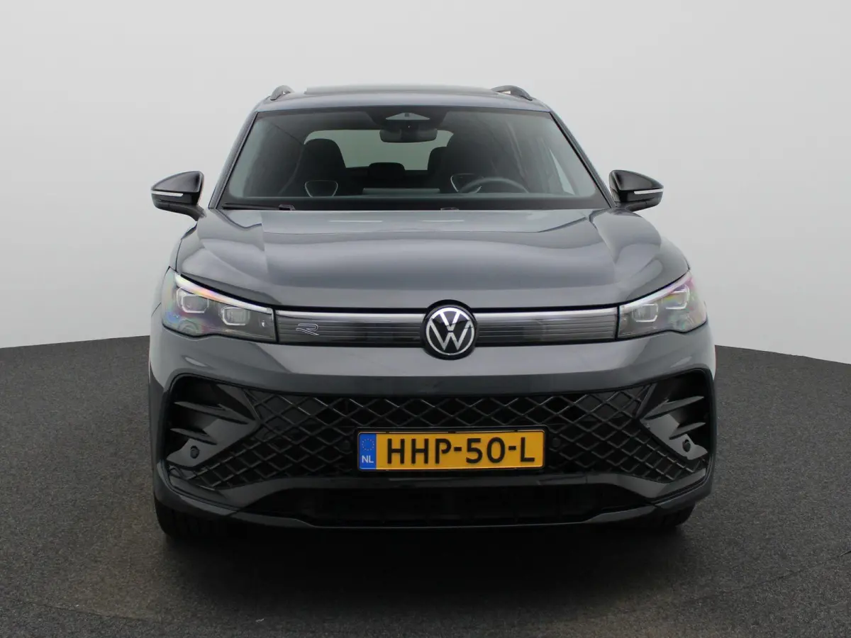 1.5 eHybrid R-Line Edition 204 PK| Origineel Nederlands | 1e Eigenaar | Navigatie | Achteruitrijcamera | Digitale Cockpit | Black Style | Dodehoekdetectie