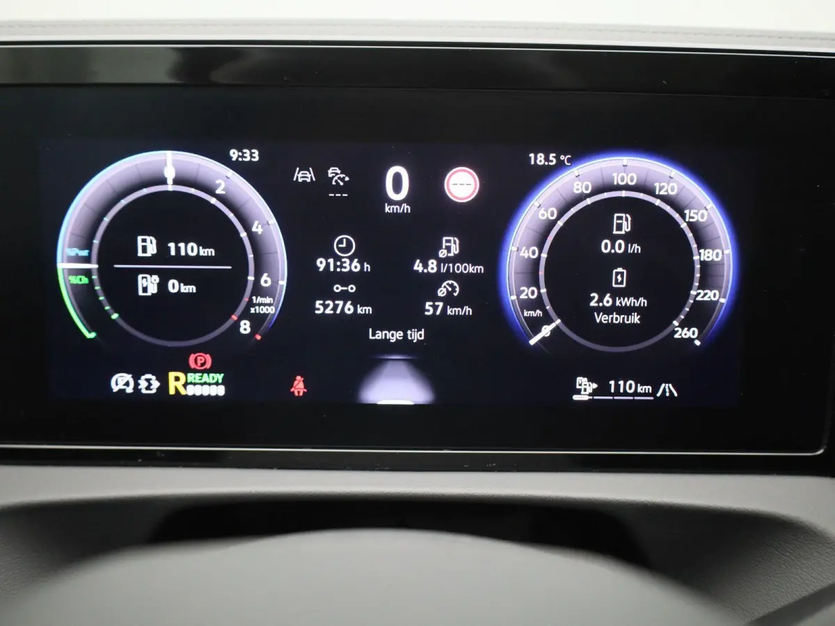 1.5 eHybrid R-Line Edition 204 PK| Origineel Nederlands | 1e Eigenaar | Navigatie | Achteruitrijcamera | Digitale Cockpit | Black Style | Dodehoekdetectie
