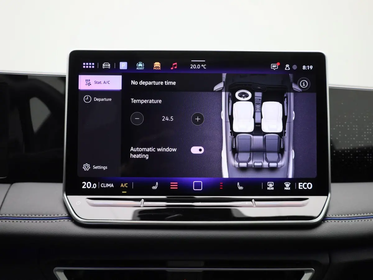 1.5 eHybrid R-Line Edition 204 PK| Origineel Nederlands | 1e Eigenaar | Panoramdak | Navigatie | Achteruitrijcamera | Achterklep Elektrisch | Stoelverwarming | Stuurwielverwarming