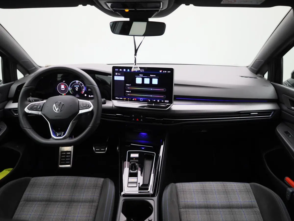 1.5 eHybrid GTE 272 PK| Origineel Nederlands | 1e Eigenaar | Navigatie | Stoelverwarming | Stuurwielverwarming | Achteruitrijcamera | Dodehoekdetectie