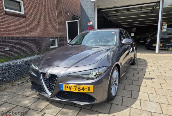 2.0T Super|Savalli 291PK|Leder|NAP|CARPLAY