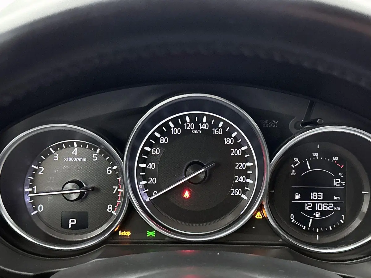 2.0 SkyActiv-G 165 Skylease GT 165 PK | Automaat | Stoelverwarming | Cruise Control | Elektrische verstelbare stoelen |