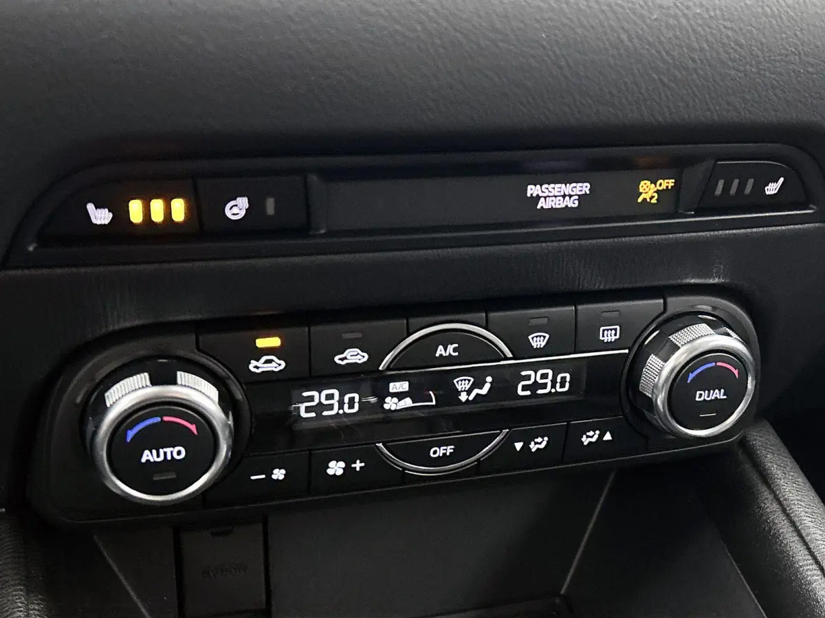 2.0 SkyActiv-G 165 Skylease GT 165 PK | Automaat | Stoelverwarming | Cruise Control | Elektrische verstelbare stoelen |