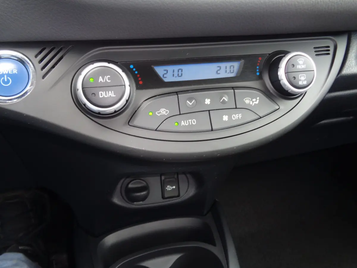 1.5 Hybrid Dynamic Automaat, ECC, LM velgen