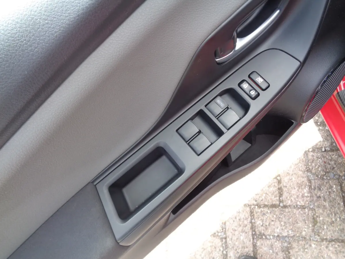 1.5 Hybrid Dynamic Automaat, ECC, LM velgen