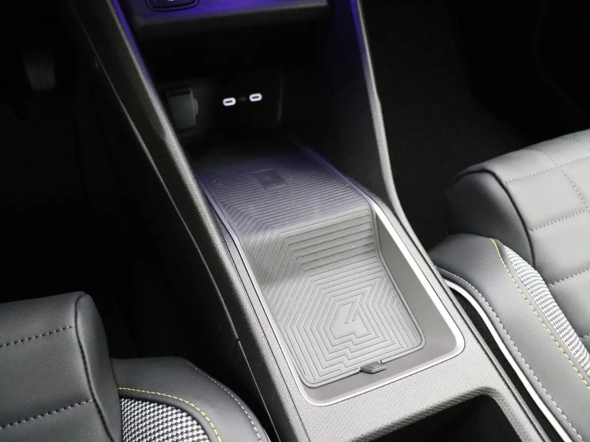 comfort range iconic 52 kWh | Vijf jaar garantie | Harman Kardon | All season banden | Stoel- en stuurwielverwarming