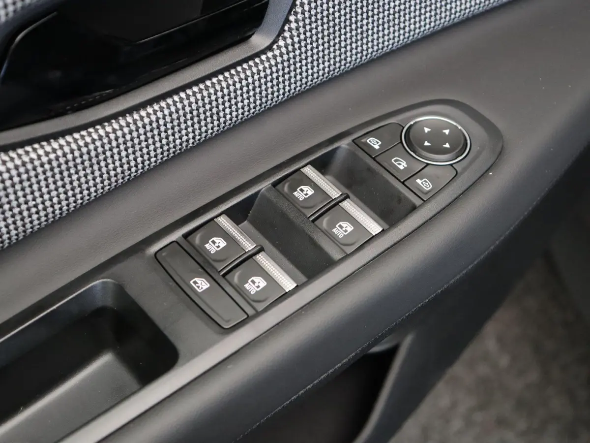 comfort range iconic 52 kWh | Vijf jaar garantie | Harman Kardon | All season banden | Stoel- en stuurwielverwarming