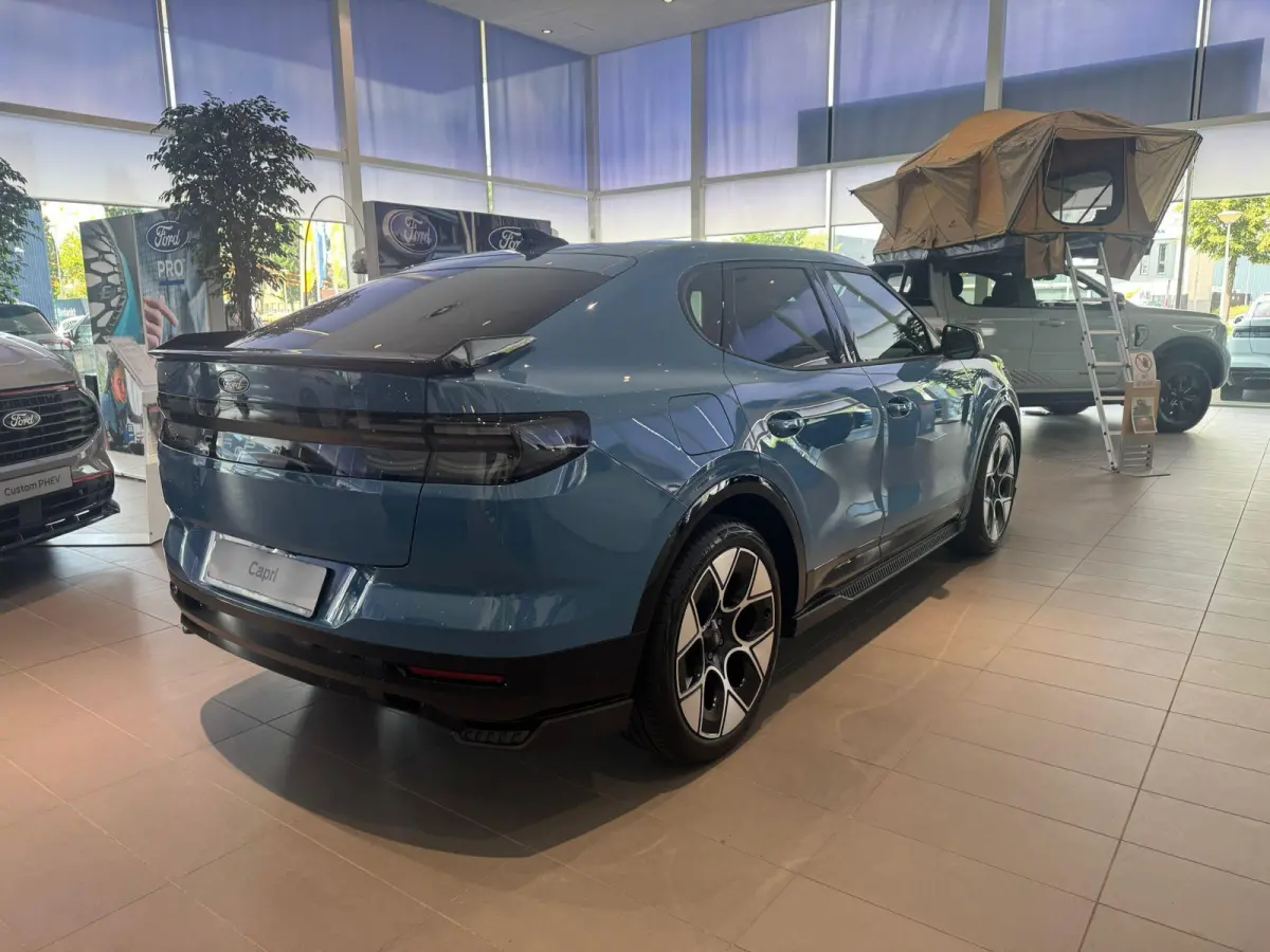 Collection Extended Range RWD 79 kWh | Nieuwe kleur!! | Elektr. Bestuurdersstoel met Memory | 21* LMV | Sportieve Bodykit | Verwarmbare Voorstoelen en Stuurwiel | B&O |