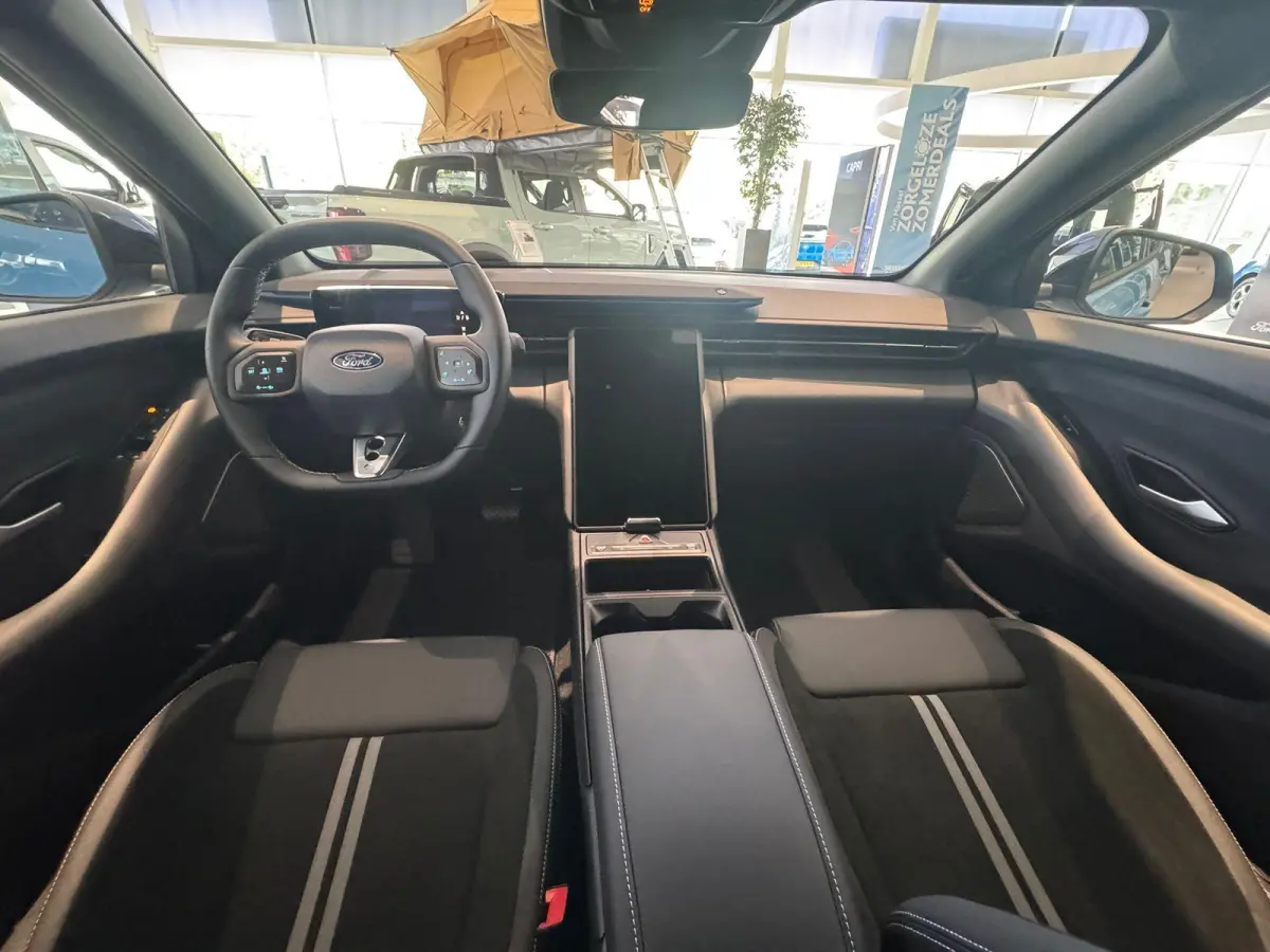 Collection Extended Range RWD 79 kWh | Nieuwe kleur!! | Elektr. Bestuurdersstoel met Memory | 21* LMV | Sportieve Bodykit | Verwarmbare Voorstoelen en Stuurwiel | B&O |