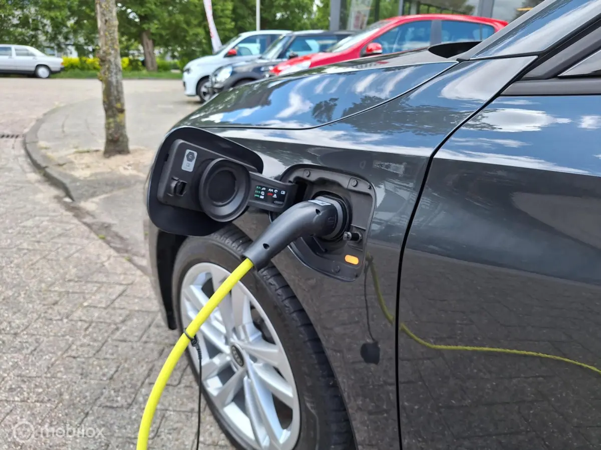 40 TFSI e EDITION • 1e Eigenaar •
