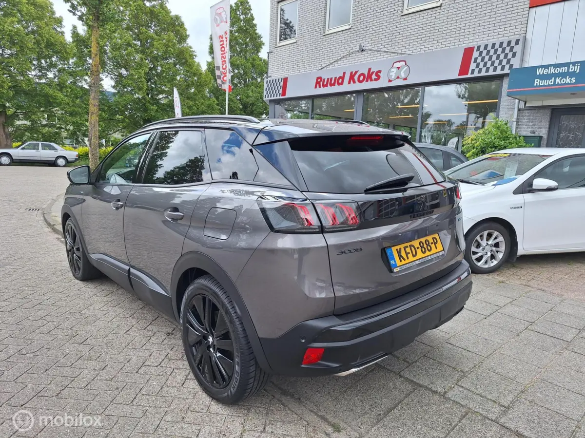 1.6 HYbrid 225 GT • Panoramadak • ACC •