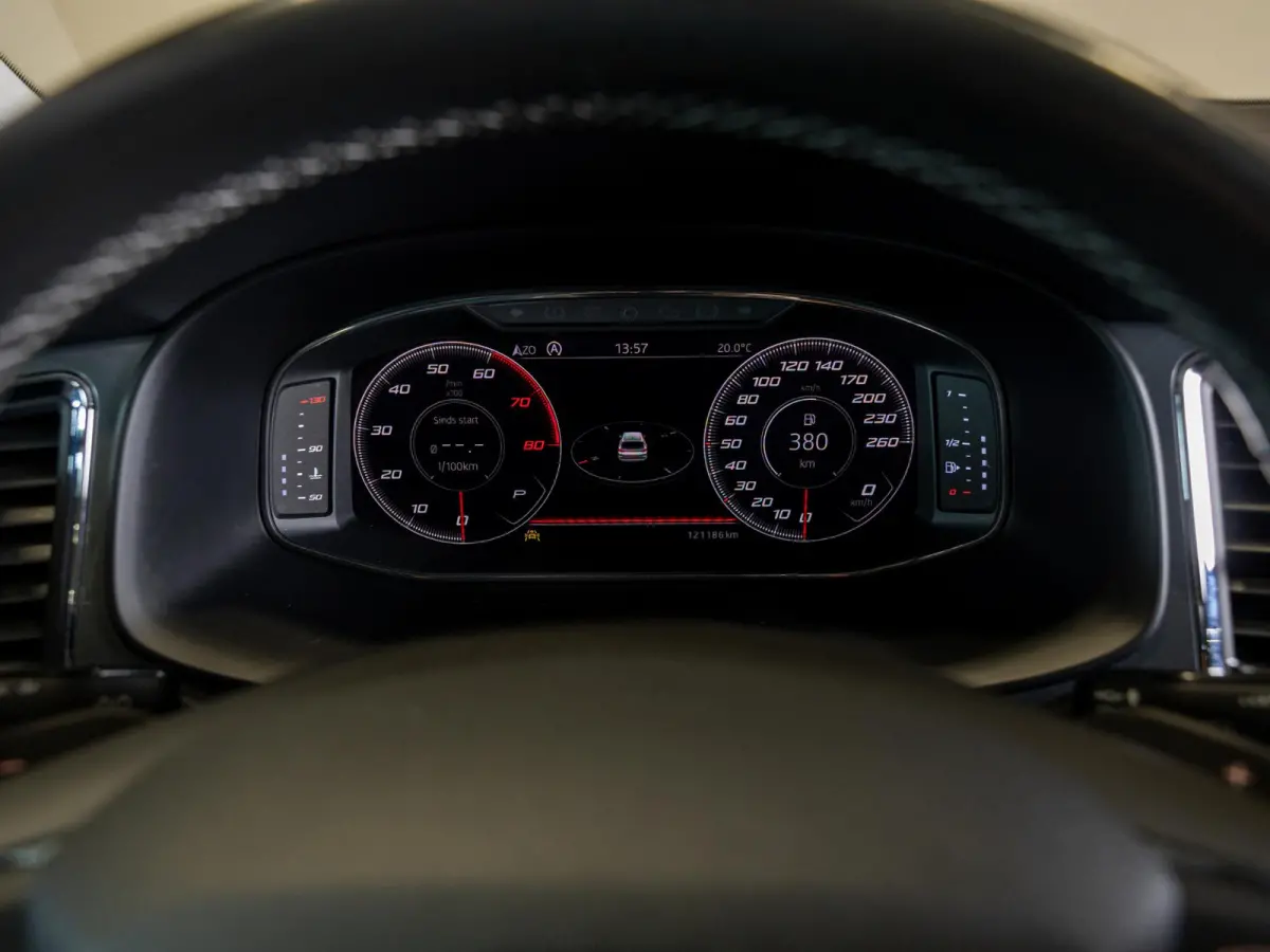 1.4 EcoTSI Style Business Intense / 150pk / Trekhaak / Achteruitrij camera / Virtual dashboard /