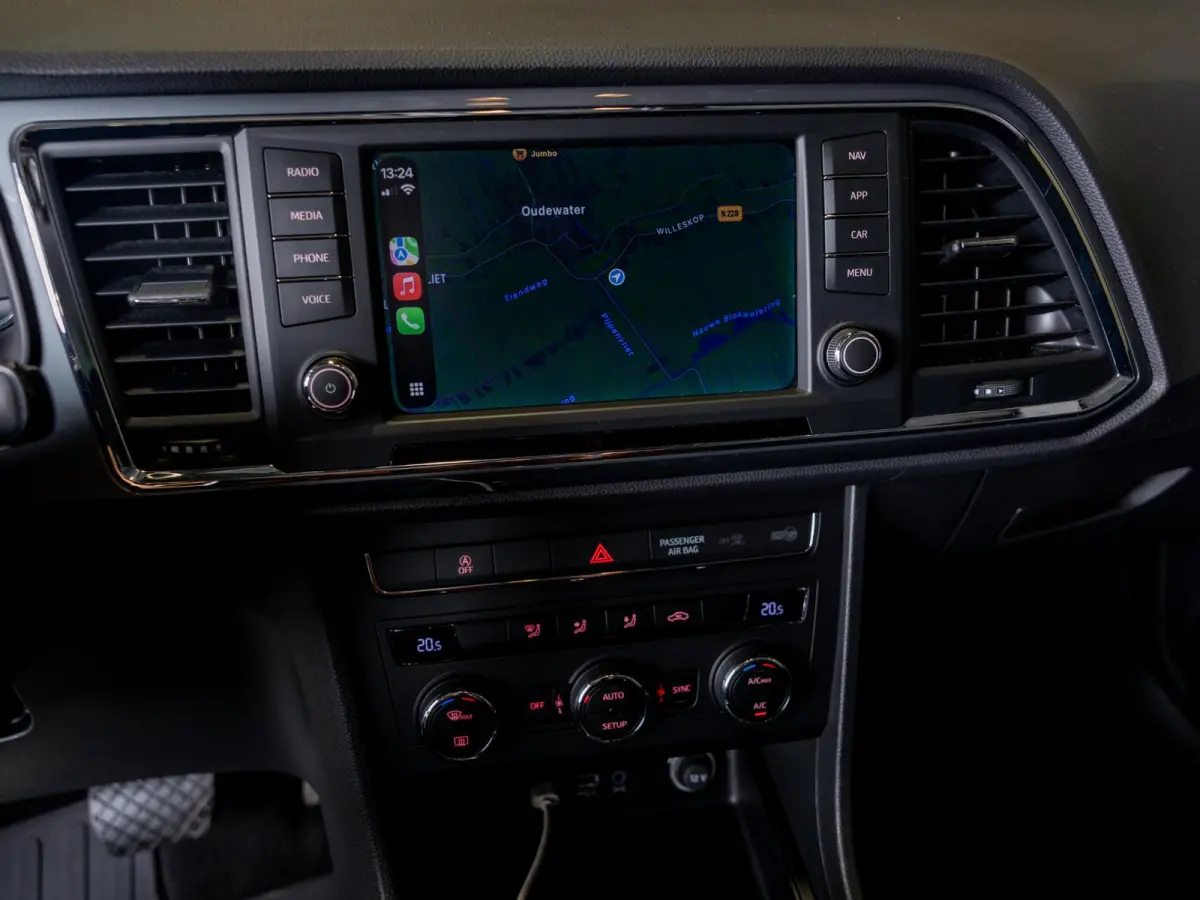 1.4 EcoTSI Style Business Intense / 150pk / Trekhaak / Achteruitrij camera / Virtual dashboard /