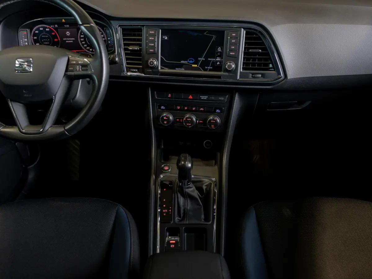 1.4 EcoTSI Style Business Intense / 150pk / Trekhaak / Achteruitrij camera / Virtual dashboard /