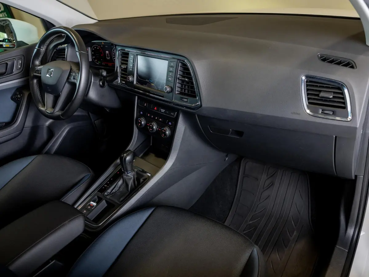 1.4 EcoTSI Style Business Intense / 150pk / Trekhaak / Achteruitrij camera / Virtual dashboard /