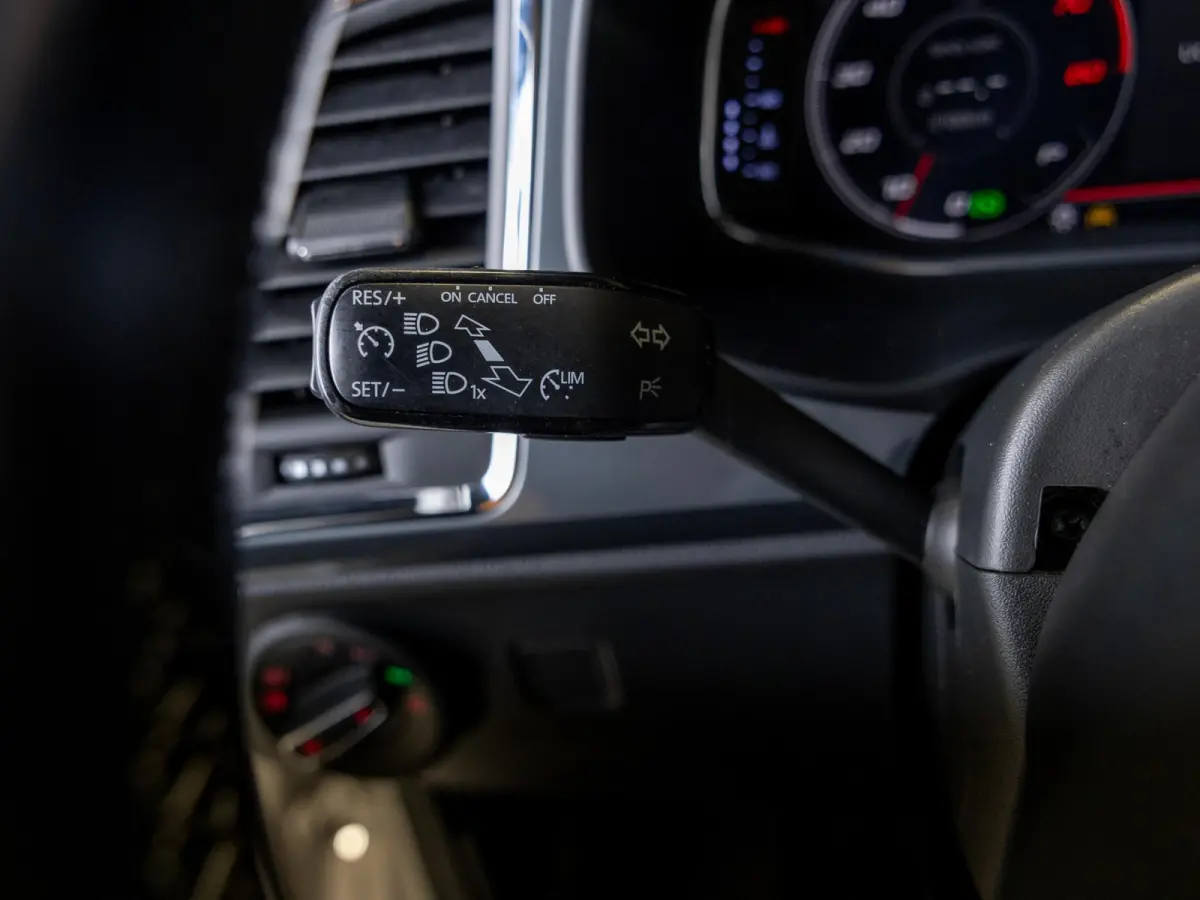 1.4 EcoTSI Style Business Intense / 150pk / Trekhaak / Achteruitrij camera / Virtual dashboard /
