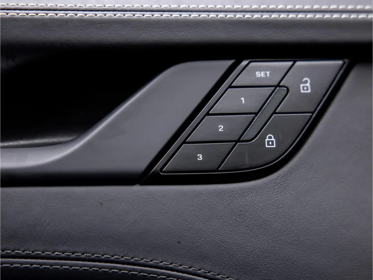 3.6 T-Hybrid Carrera 4 GTS | InnoDrive | ACC | 360° | BOSE | Stoelventilatie | 18-weg |