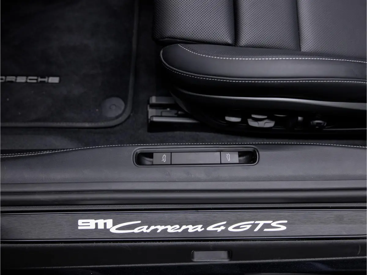 3.6 T-Hybrid Carrera 4 GTS | InnoDrive | ACC | 360° | BOSE | Stoelventilatie | 18-weg |