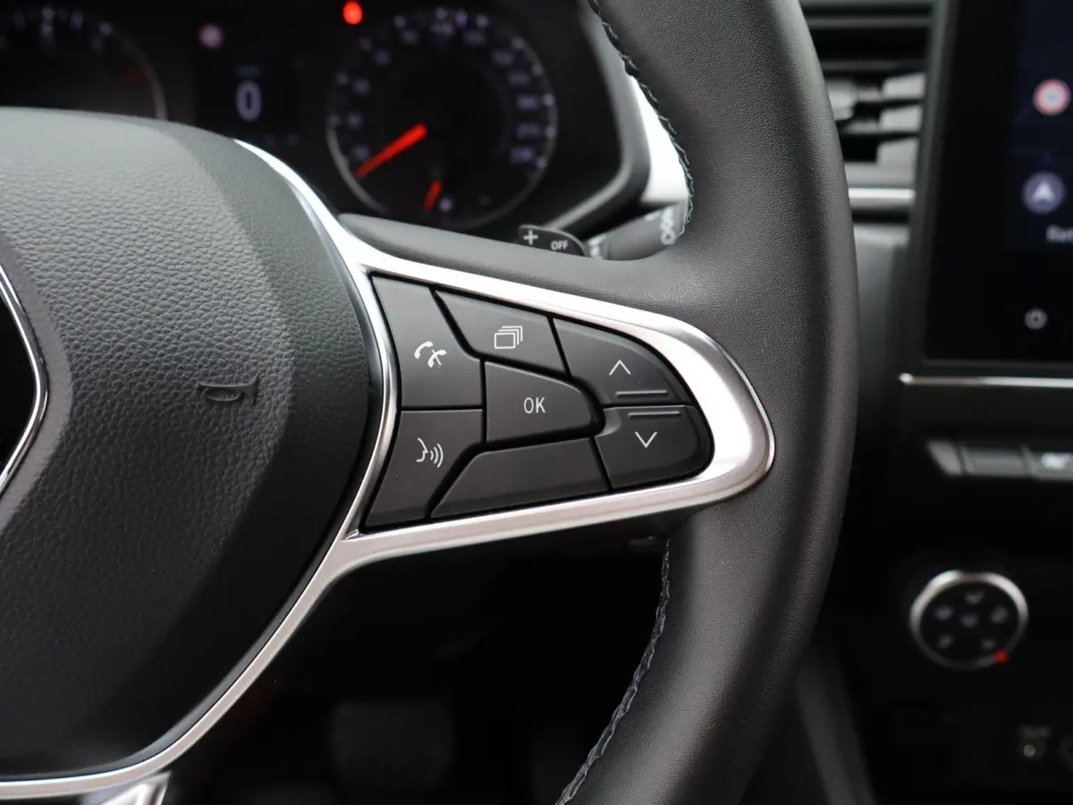 TCe 140 EDC GPF Zen | AUTOMAAT | Navigatie |