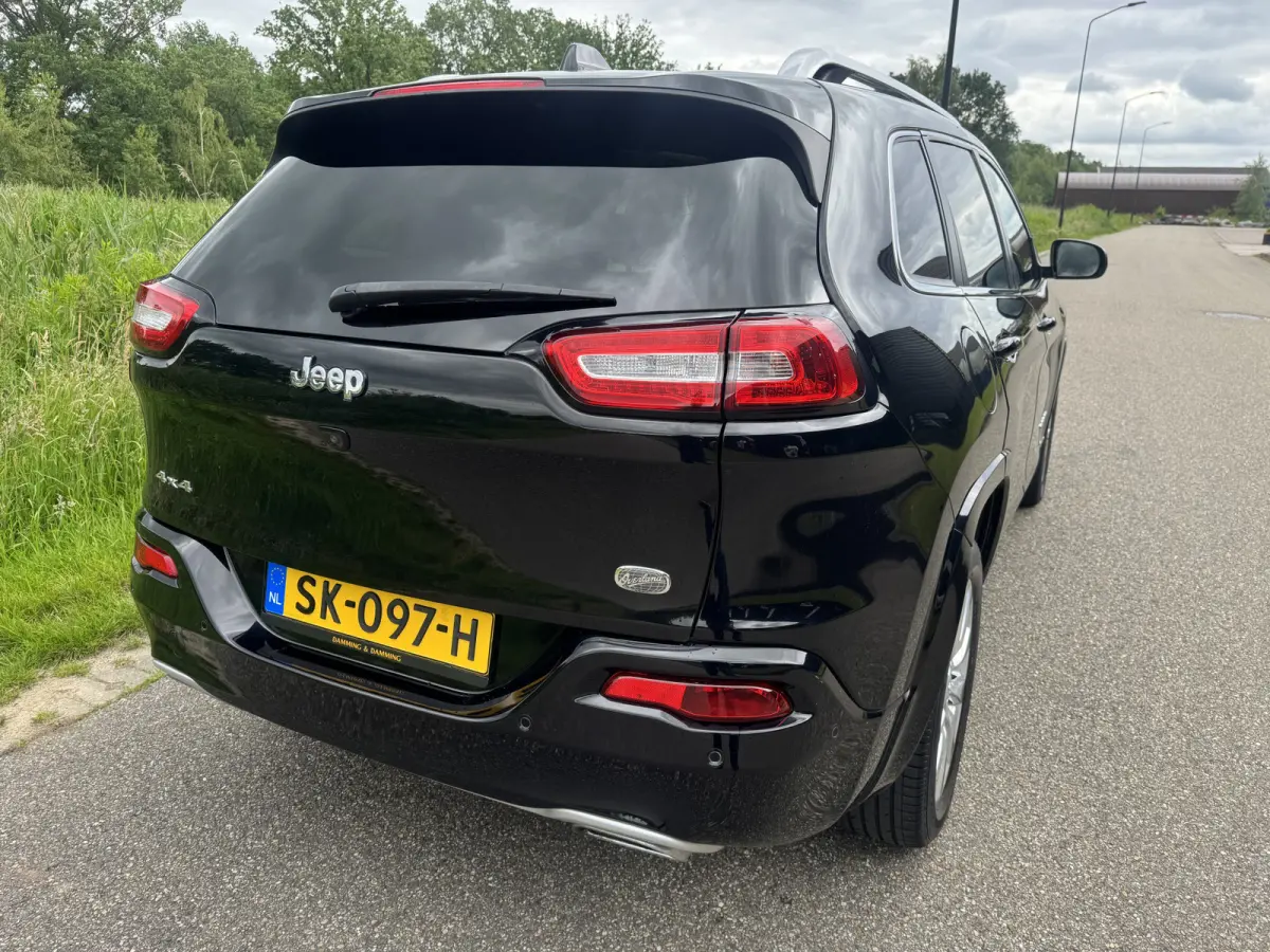 2.2 Overland Vol Opties!! Weinig Km !!