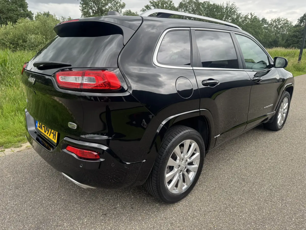 2.2 Overland Vol Opties!! Weinig Km !!