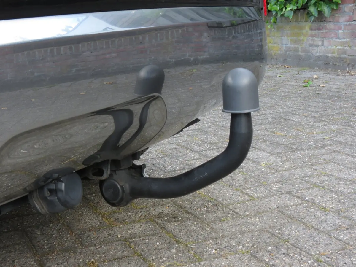 1.6 GDi Hybrid DynamicLine | TREKHAAK | NIEUWE MODEL | CAMERA | NAVI | LEDER | CARPLAY | DAB | DEALER ONDERHOUDEN |