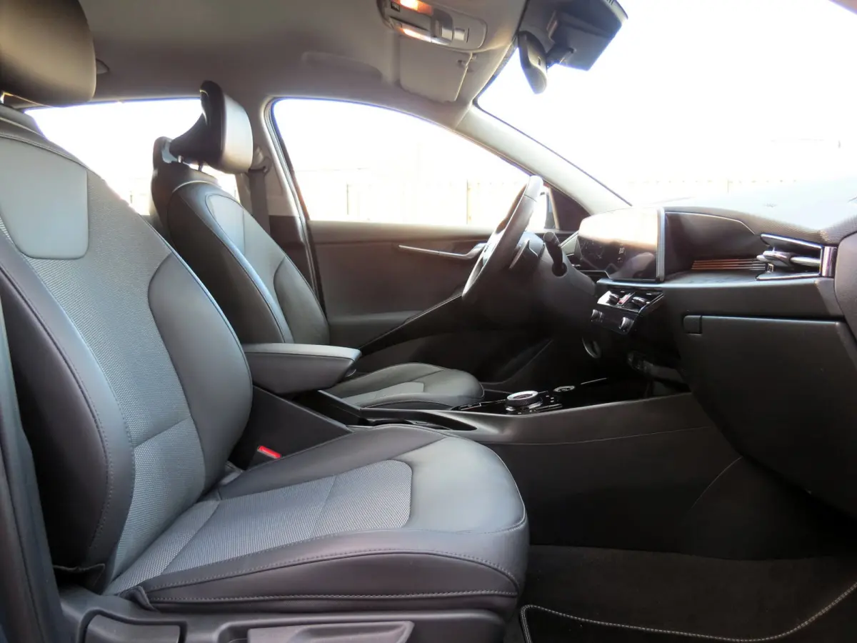 1.6 GDi Hybrid DynamicLine | TREKHAAK | NIEUWE MODEL | CAMERA | NAVI | LEDER | CARPLAY | DAB | DEALER ONDERHOUDEN |