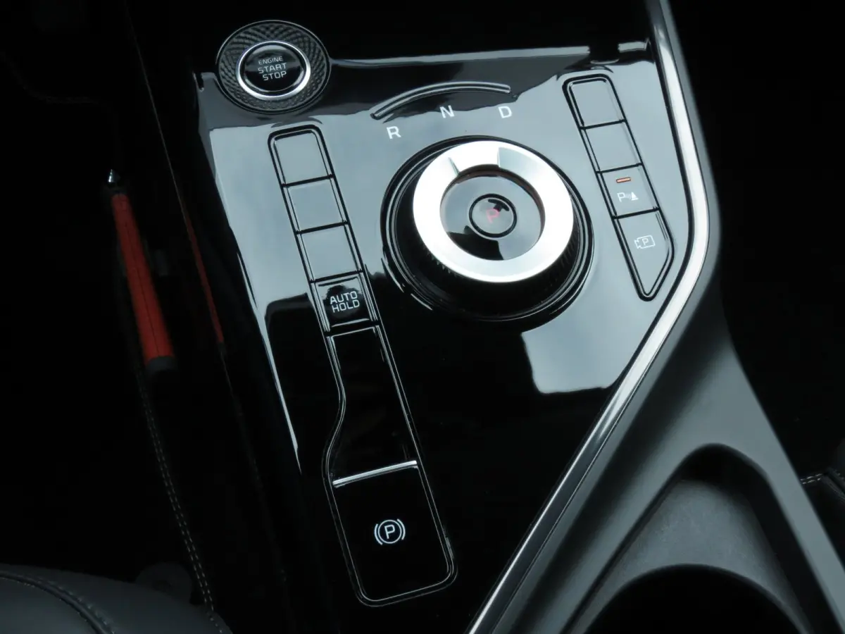 1.6 GDi Hybrid DynamicLine | TREKHAAK | NIEUWE MODEL | CAMERA | NAVI | LEDER | CARPLAY | DAB | DEALER ONDERHOUDEN |
