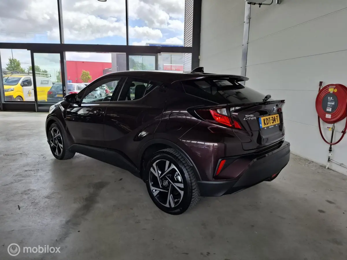 1.8 Hybrid Style | STOELVERWARM. - RIJKLAARPRIJS