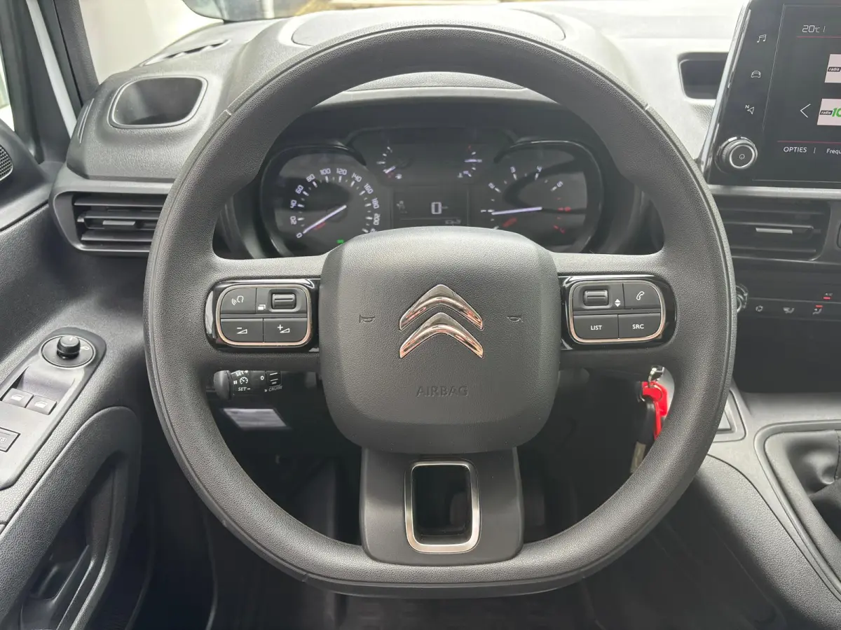 1.5 BlueHDI Club XL | Apple Carplay | Multifunctioneel Stuur | Cruise | Navi