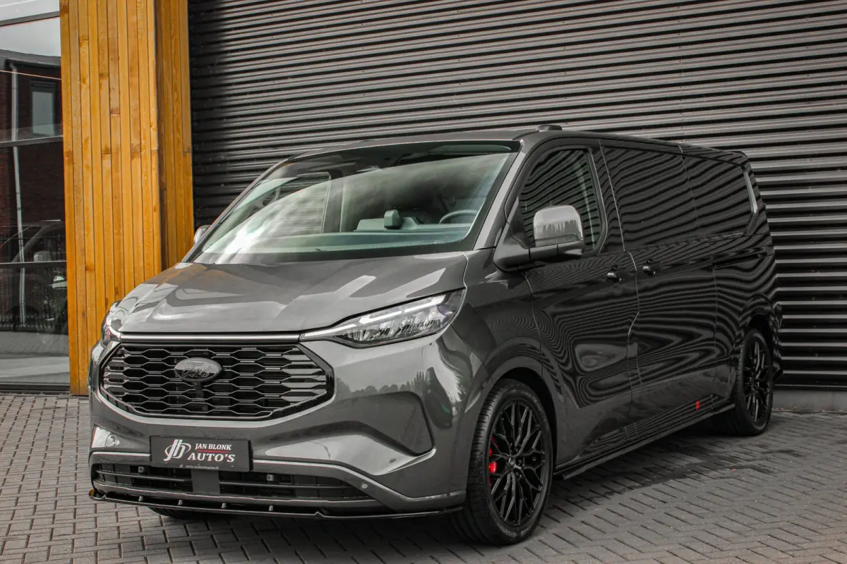 Cust. 340 L2H1 Limited 71kWh 218PK / JB- EDITON / CAMERA / 370KM RANGE / APPLE CARPLAY /DRIVERS- PACK /FULL OPTION