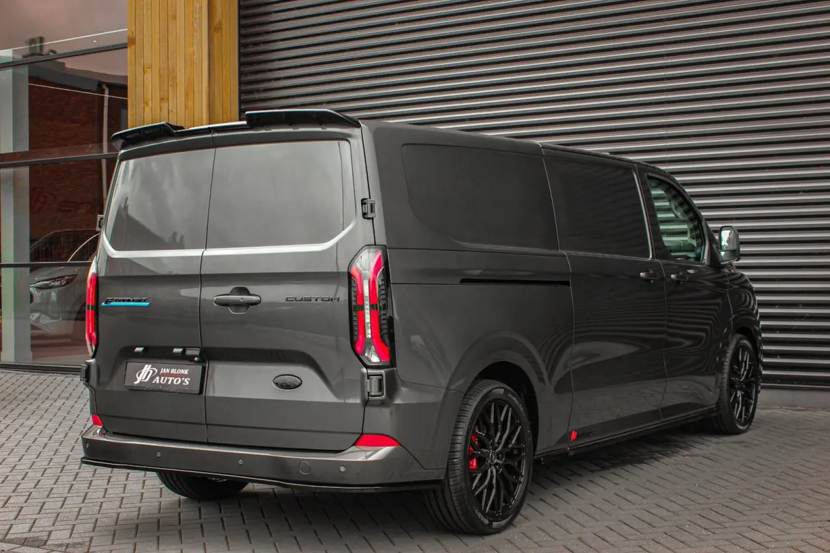 Cust. 340 L2H1 Limited 71kWh 218PK / JB- EDITON / CAMERA / 370KM RANGE / APPLE CARPLAY /DRIVERS- PACK /FULL OPTION