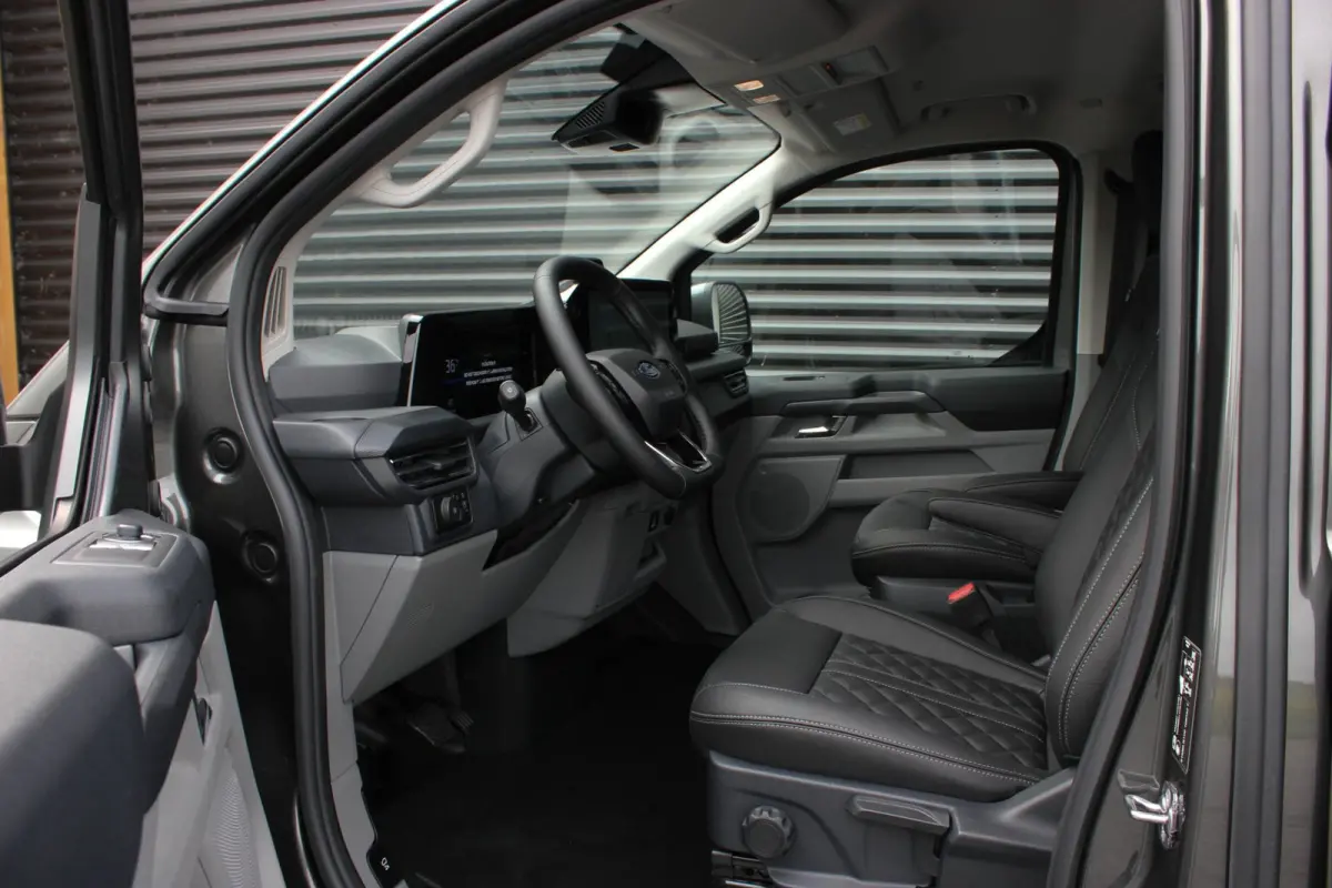 Cust. 340 L2H1 Limited 71kWh 218PK / JB- EDITON / CAMERA / 370KM RANGE / APPLE CARPLAY /DRIVERS- PACK /FULL OPTION