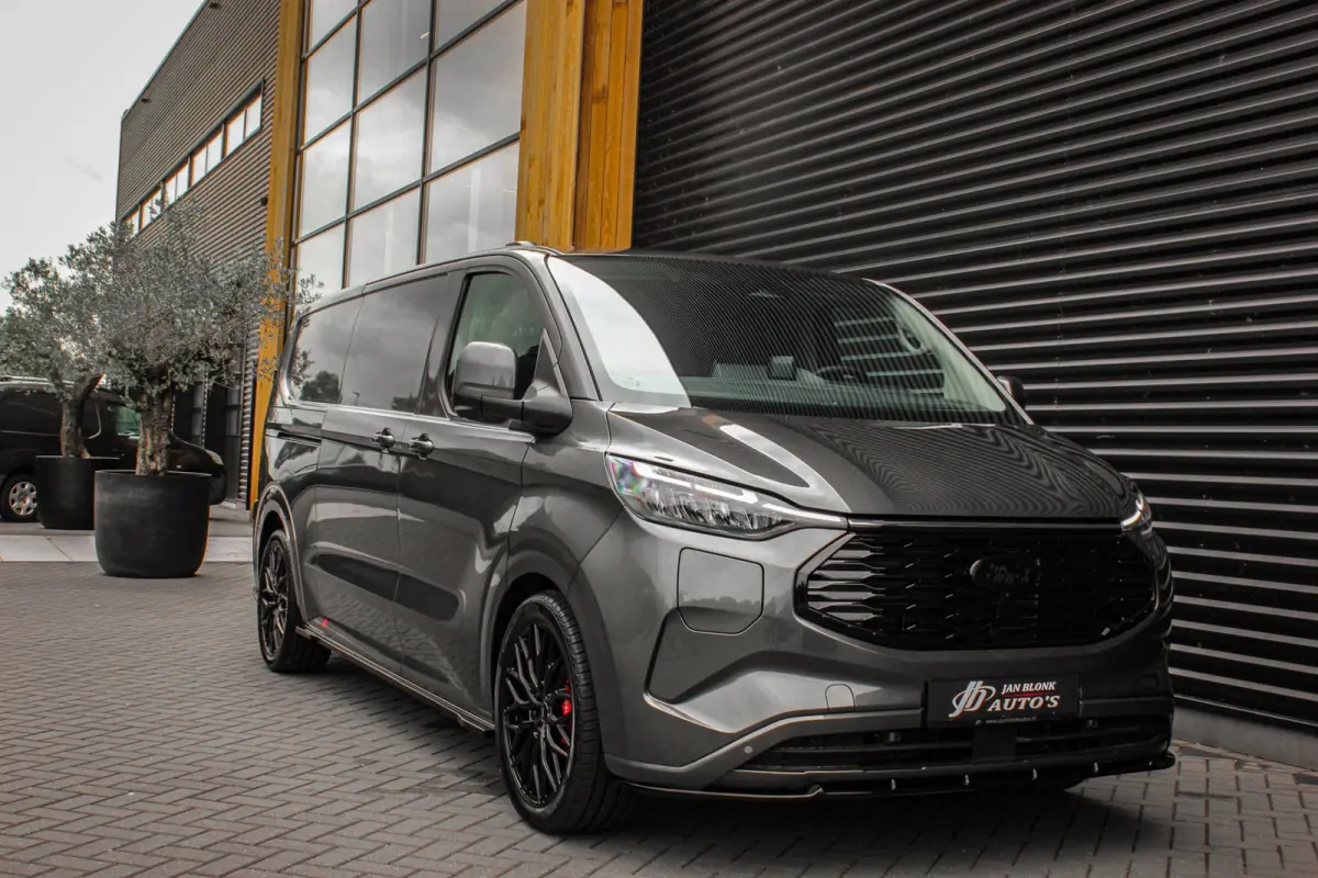 Cust. 340 L2H1 Limited 71kWh 218PK / JB- EDITON / CAMERA / 370KM RANGE / APPLE CARPLAY /DRIVERS- PACK /FULL OPTION