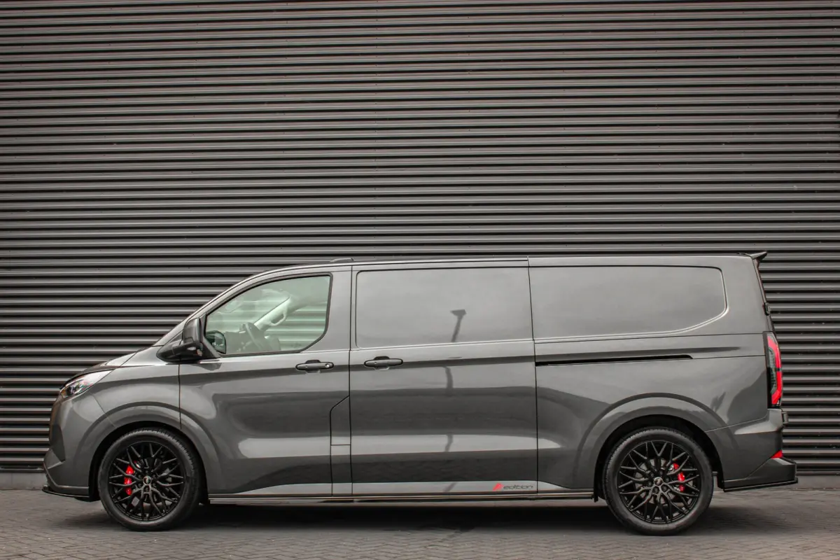 Cust. 340 L2H1 Limited 71kWh 218PK / JB- EDITON / CAMERA / 370KM RANGE / APPLE CARPLAY /DRIVERS- PACK /FULL OPTION