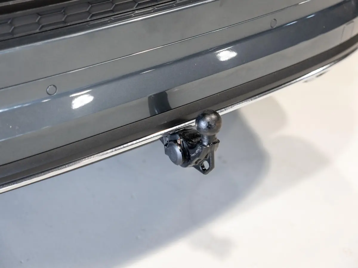2.0 TSI 4x4 Sport Line / 180pk / Trekhaak / Panorama dak / Dodehoek herkenning /