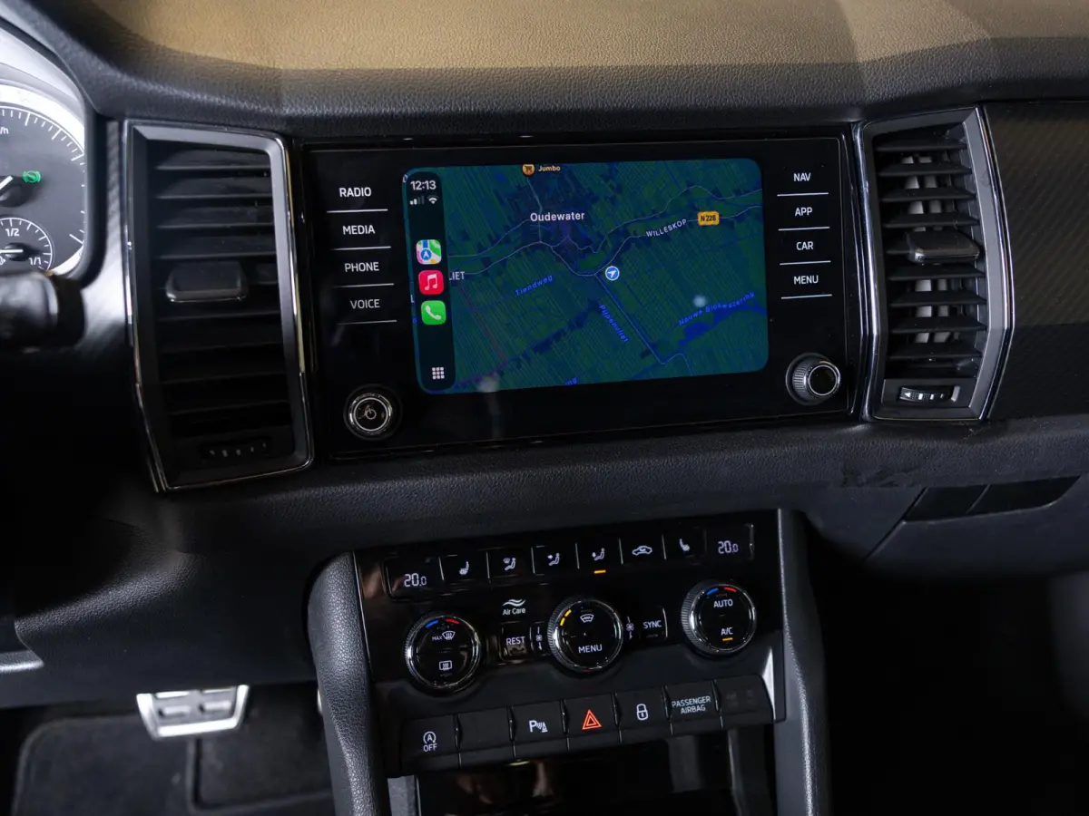 2.0 TSI 4x4 Sport Line / 180pk / Trekhaak / Panorama dak / Dodehoek herkenning /