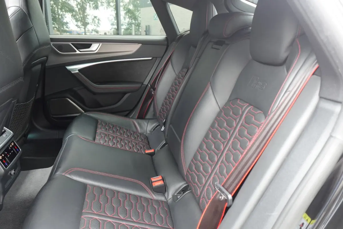 4.0 TFSI RS 7 quattro PANO HUD KEYLESS SFEER