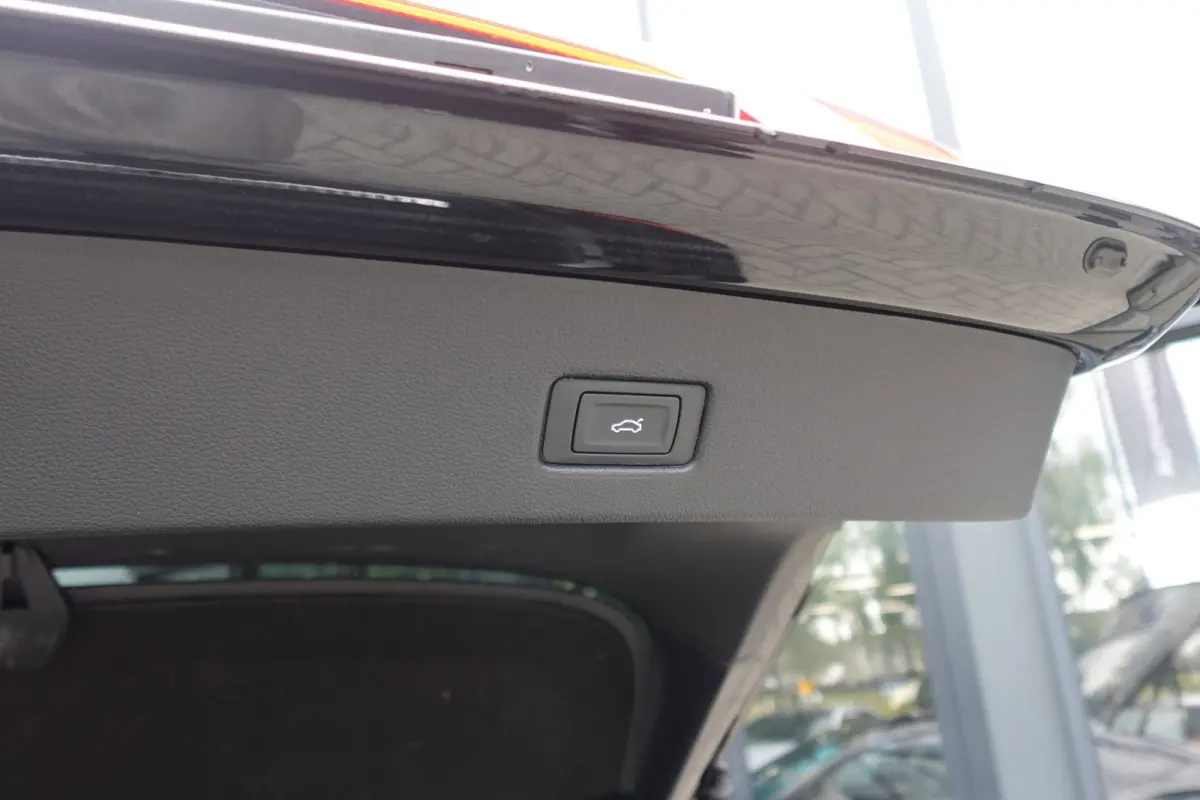 4.0 TFSI RS 7 quattro PANO HUD KEYLESS SFEER