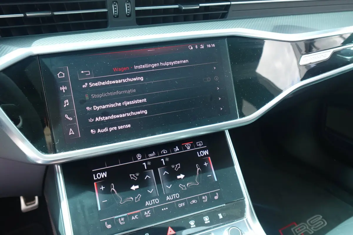4.0 TFSI RS 7 quattro PANO HUD KEYLESS SFEER