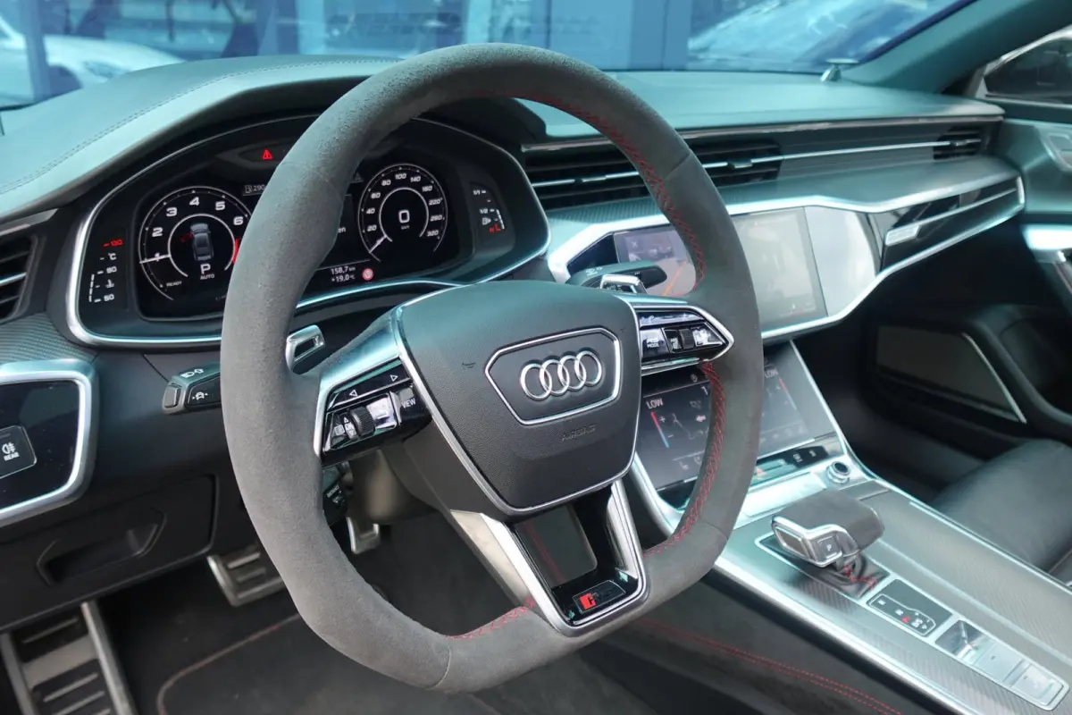 4.0 TFSI RS 7 quattro PANO HUD KEYLESS SFEER