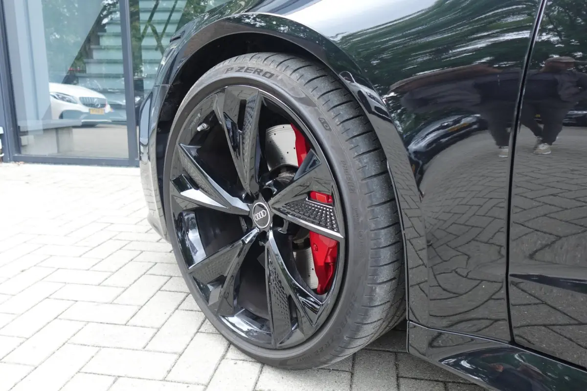 4.0 TFSI RS 7 quattro PANO HUD KEYLESS SFEER
