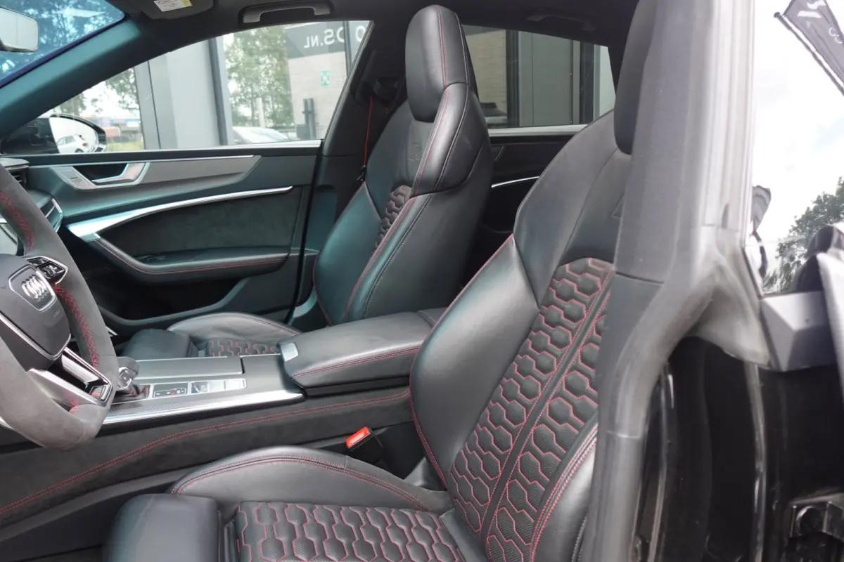 4.0 TFSI RS 7 quattro PANO HUD KEYLESS SFEER