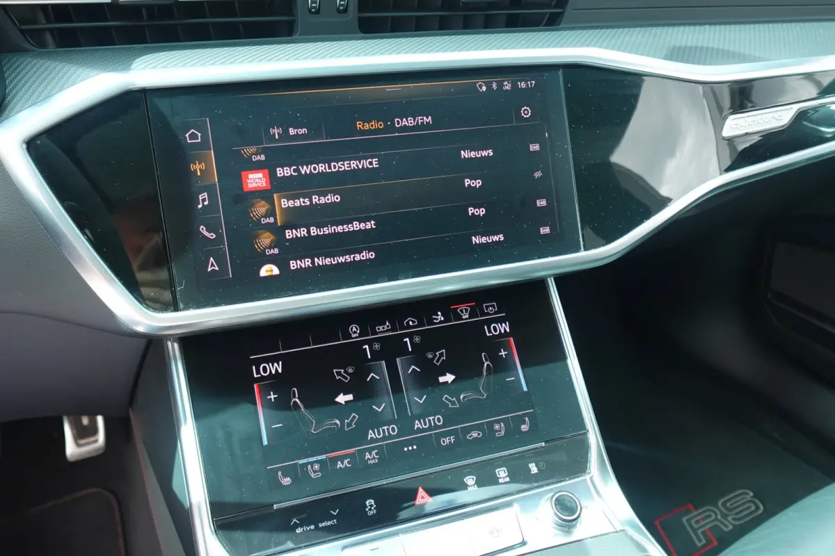 4.0 TFSI RS 7 quattro PANO HUD KEYLESS SFEER